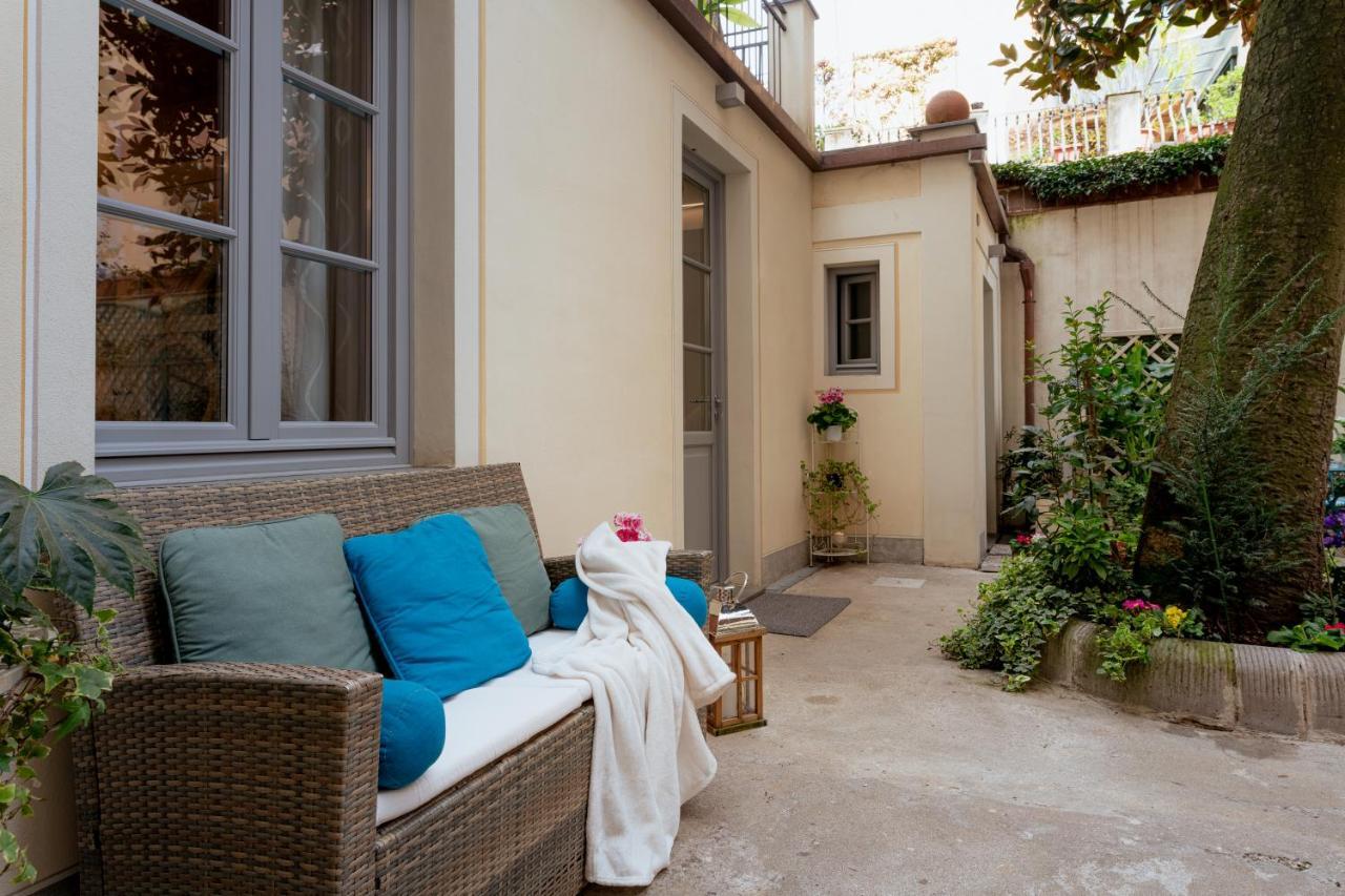 Il Cortile Di Elisa & Our Flats Bed & Breakfast Лука Екстериор снимка
