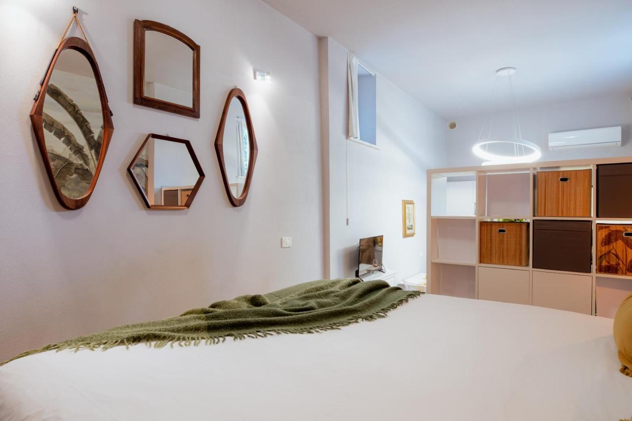 Il Cortile Di Elisa & Our Flats Bed & Breakfast Лука Екстериор снимка